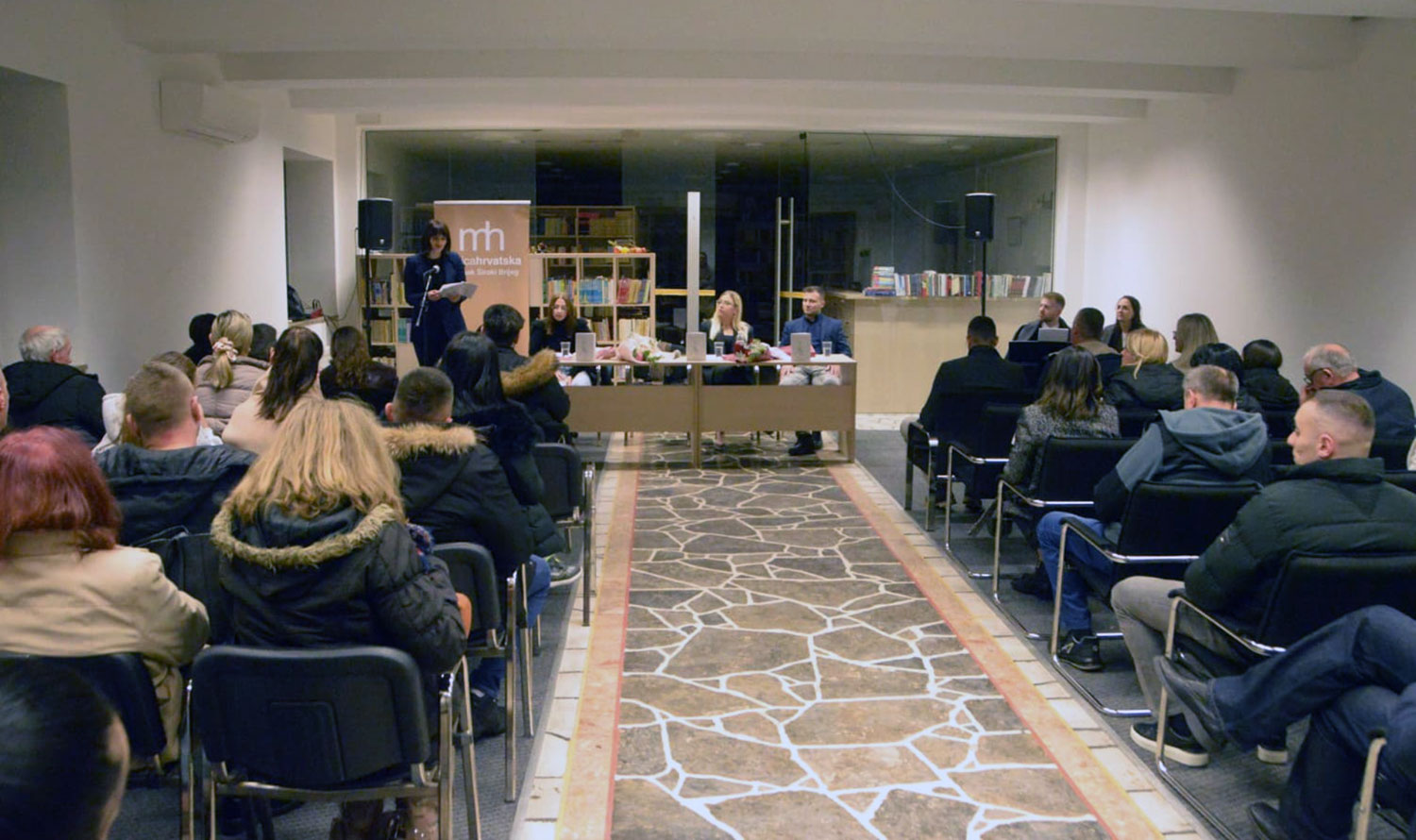 Predstavljanje knjige Ive crnjac - "Grad bez semafora"