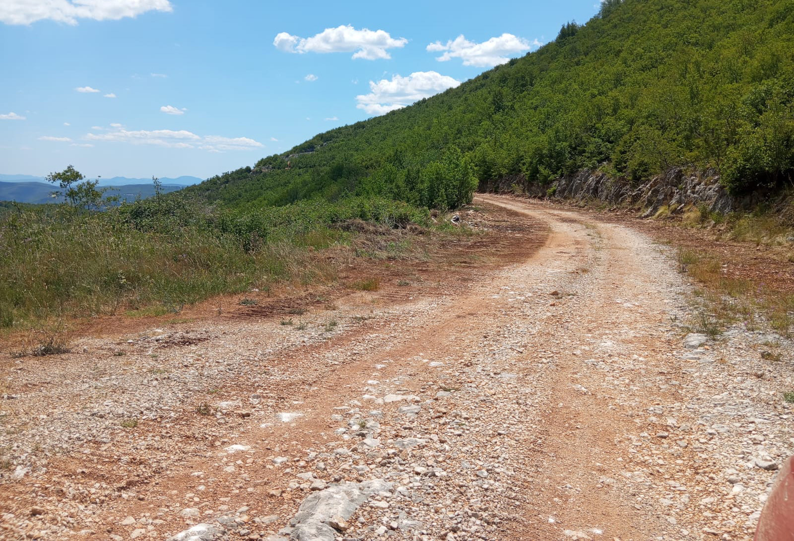 Radovi na putu prema Donjoj Britvici