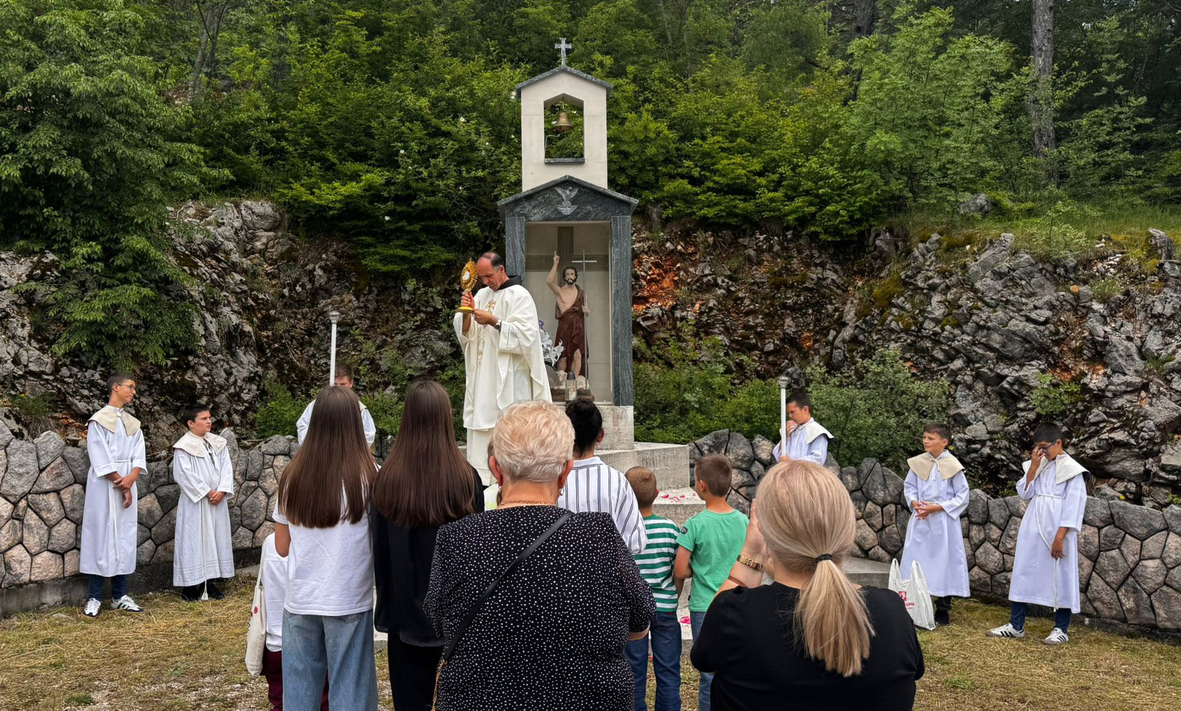 Svetkovina Tijelova - Izbično